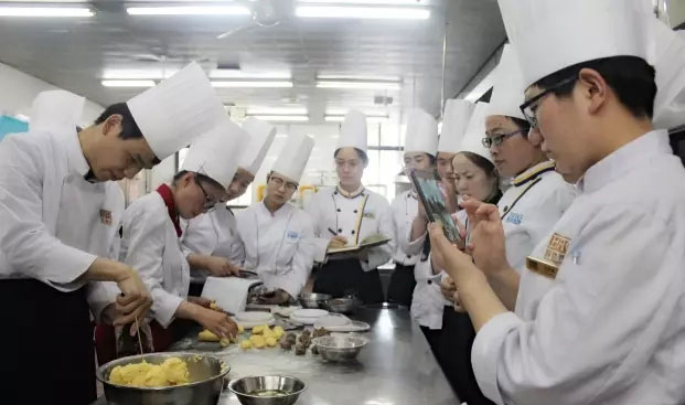 西餐烹饪专业立项为省级品牌专业 西餐烹饪专业立项为省级品牌专业