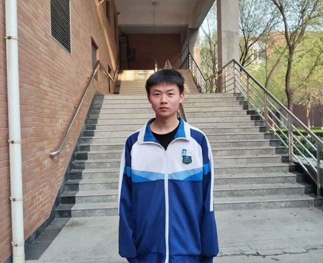 助人为乐刘庆阳