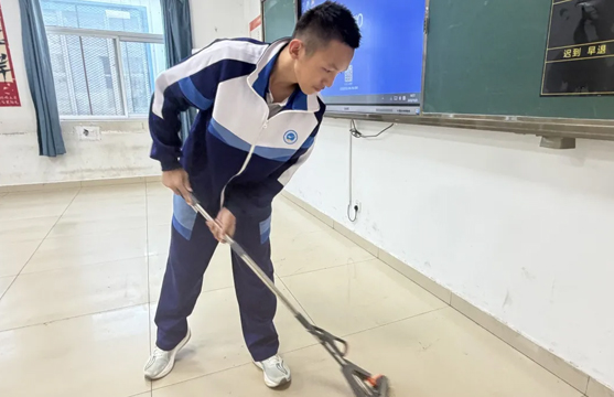 东营文化旅游学校高考部优秀学子张一凡